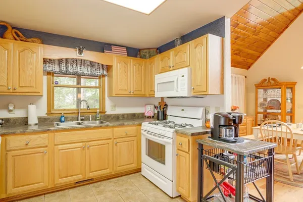 $399,900 | 161 Smokey Hollow Drive, Murphy, NC 28906