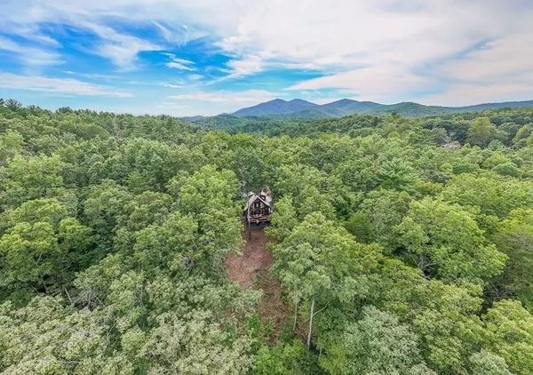 $399,900 | 161 Smokey Hollow Drive, Murphy, NC 28906