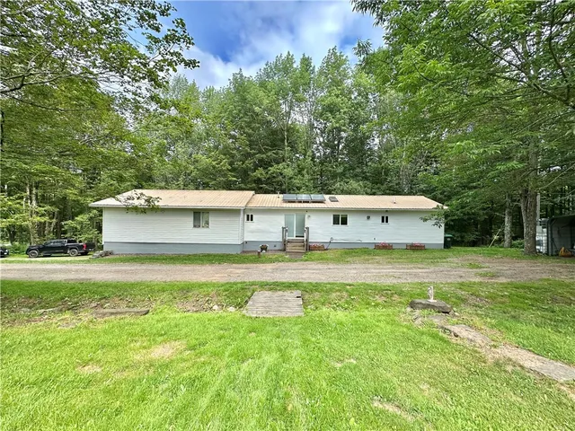 $239,900 | 3582 County Highway, South New Berlin, NY 13843