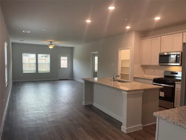 $3,200 | 5810 Blue Grama Drive, Katy, TX 77493