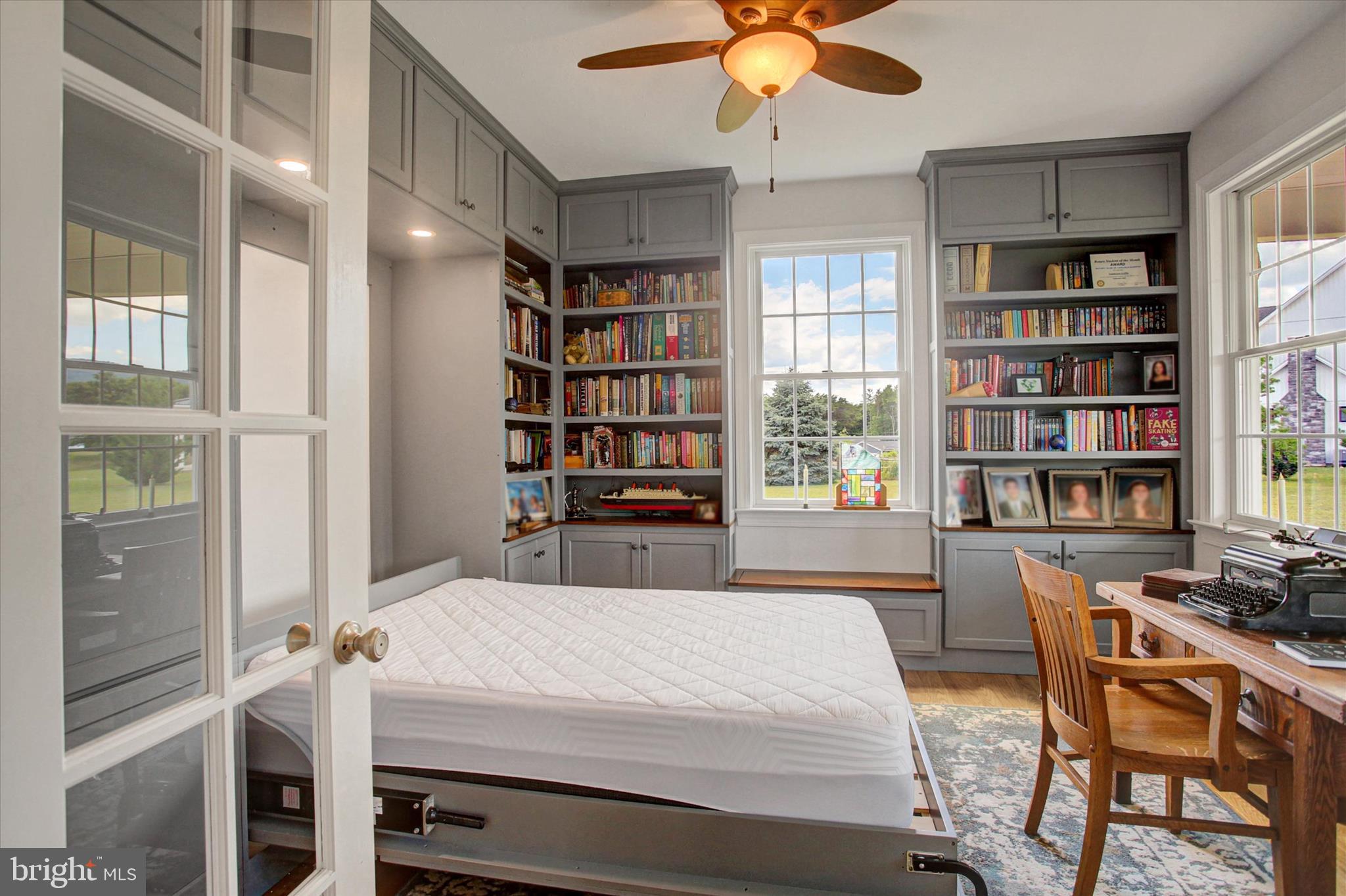 1430 Longs Gap Road Carlisle, PA 17013 - Photo 25 of 92 Murphy bed-Queen Size