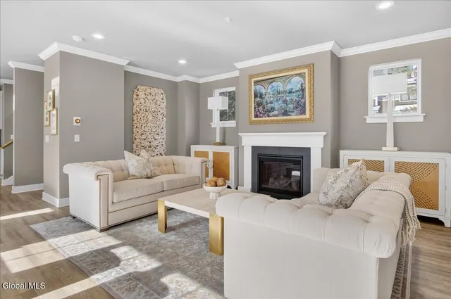 $785,000 | 3 Gibson Court, Saratoga Springs, NY 12866