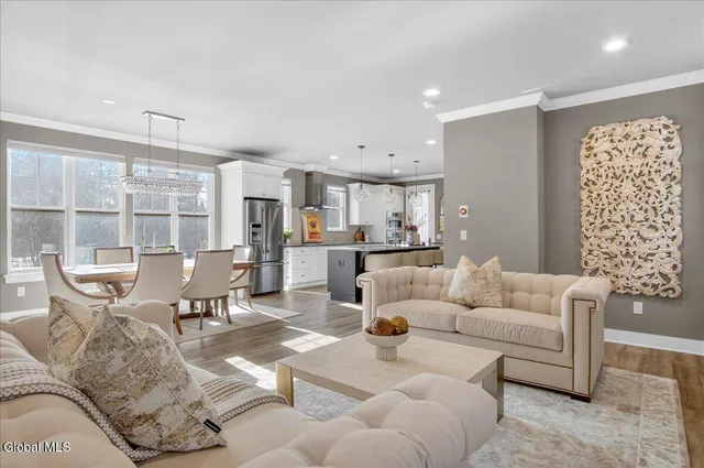 $785,000 | 3 Gibson Court, Saratoga Springs, NY 12866