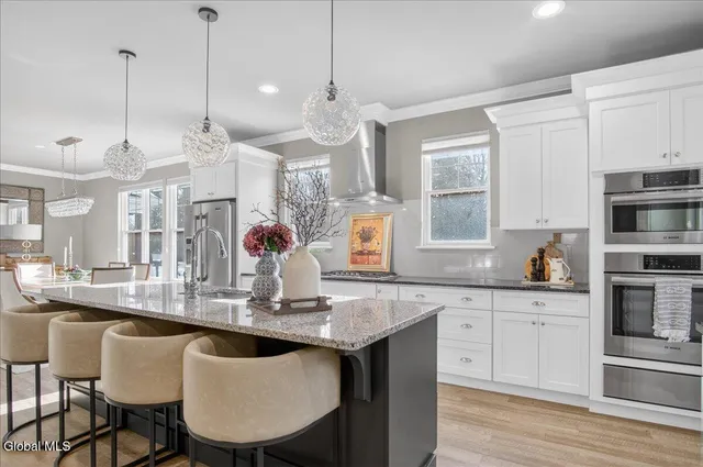 $785,000 | 3 Gibson Court, Saratoga Springs, NY 12866