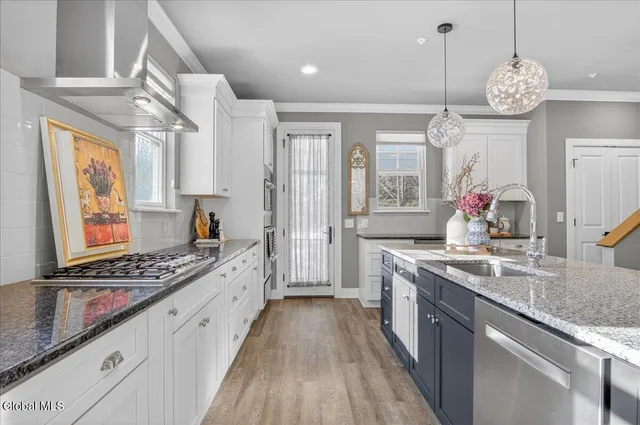 $785,000 | 3 Gibson Court, Saratoga Springs, NY 12866