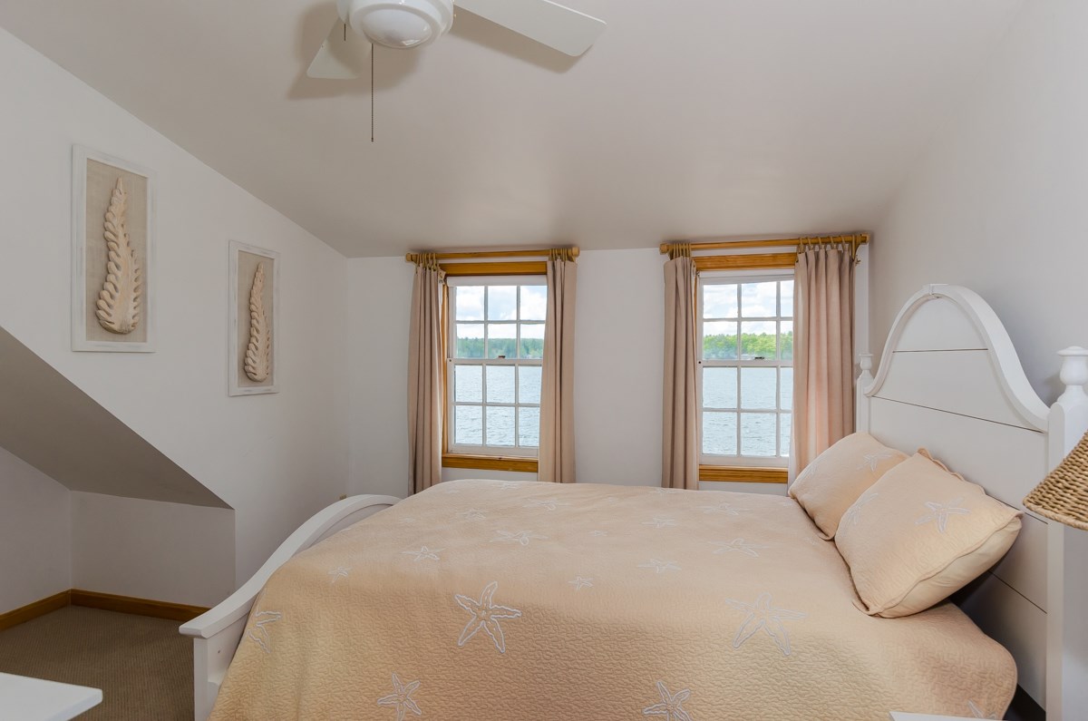 23 Farmer Road Windham, NH 03087 - Photo 20 of 21