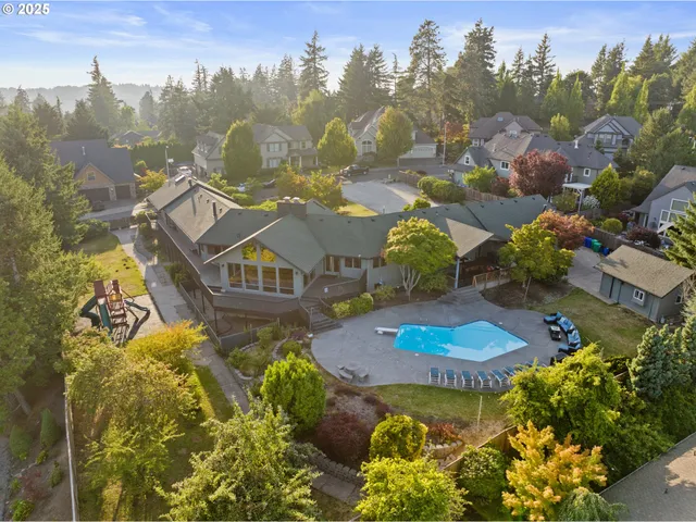 $1,180,000 | 14330 Southeast Donatello Loop, Happy Valley, OR 97086