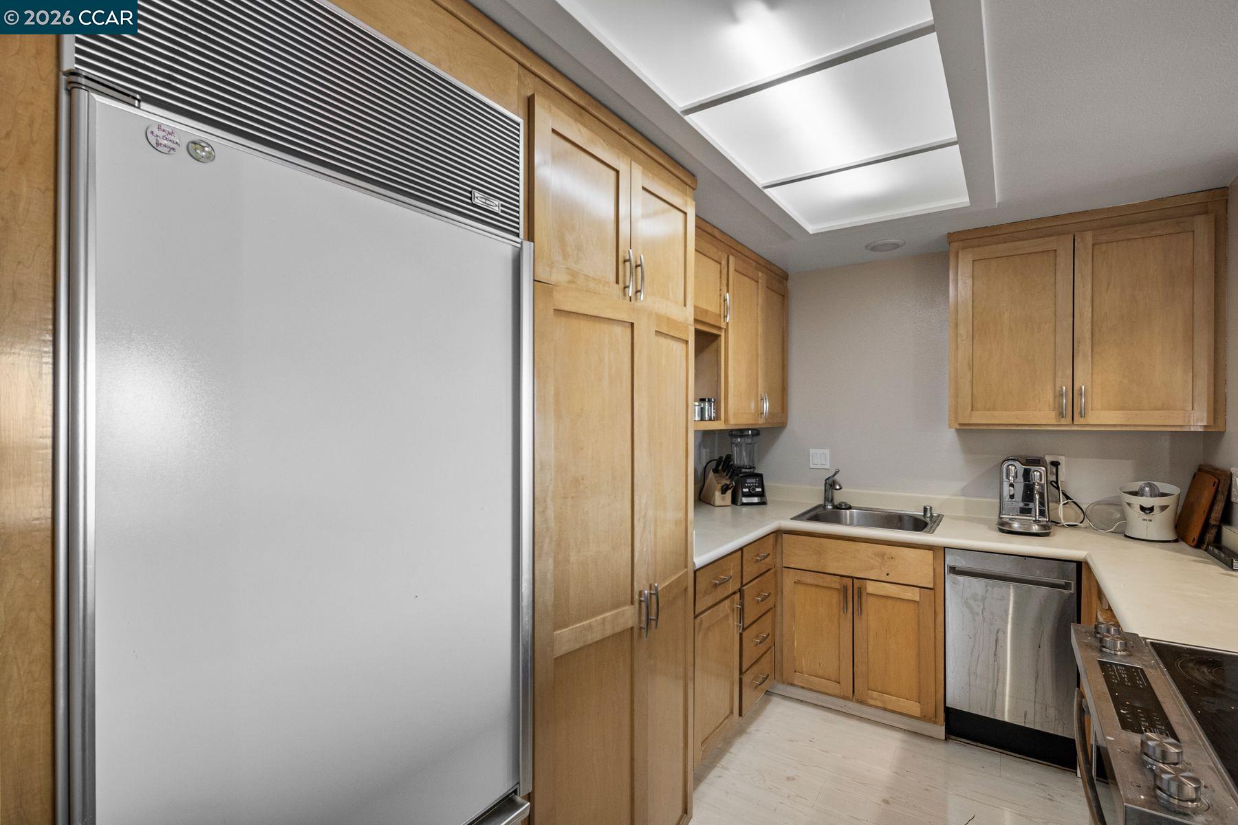 2 Panoramic Way, Unit 304 Berkeley, CA 94704 - Photo 14 of 43