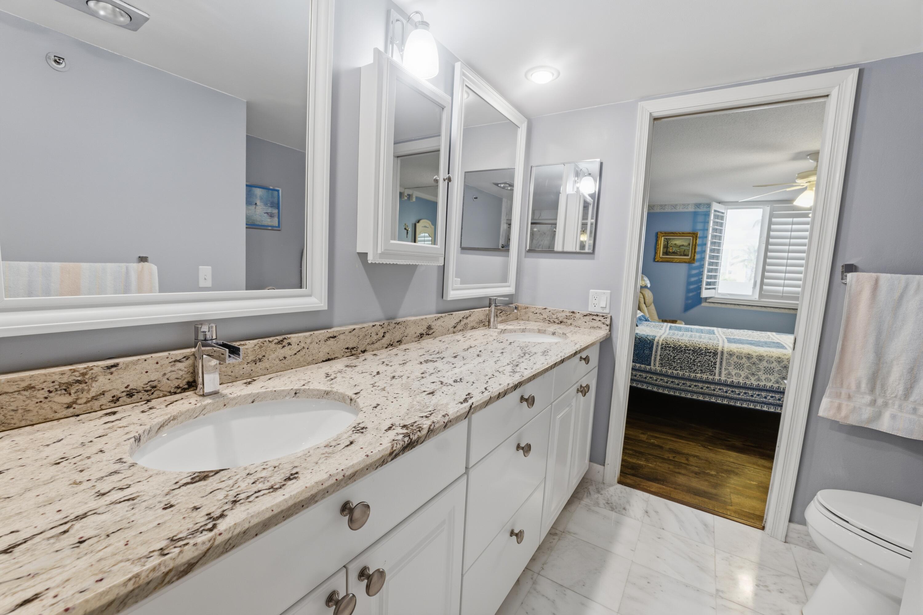 375 South Beach Road, Unit 201 Tequesta, FL 33469 - Photo 12 of 18 IMG_0183