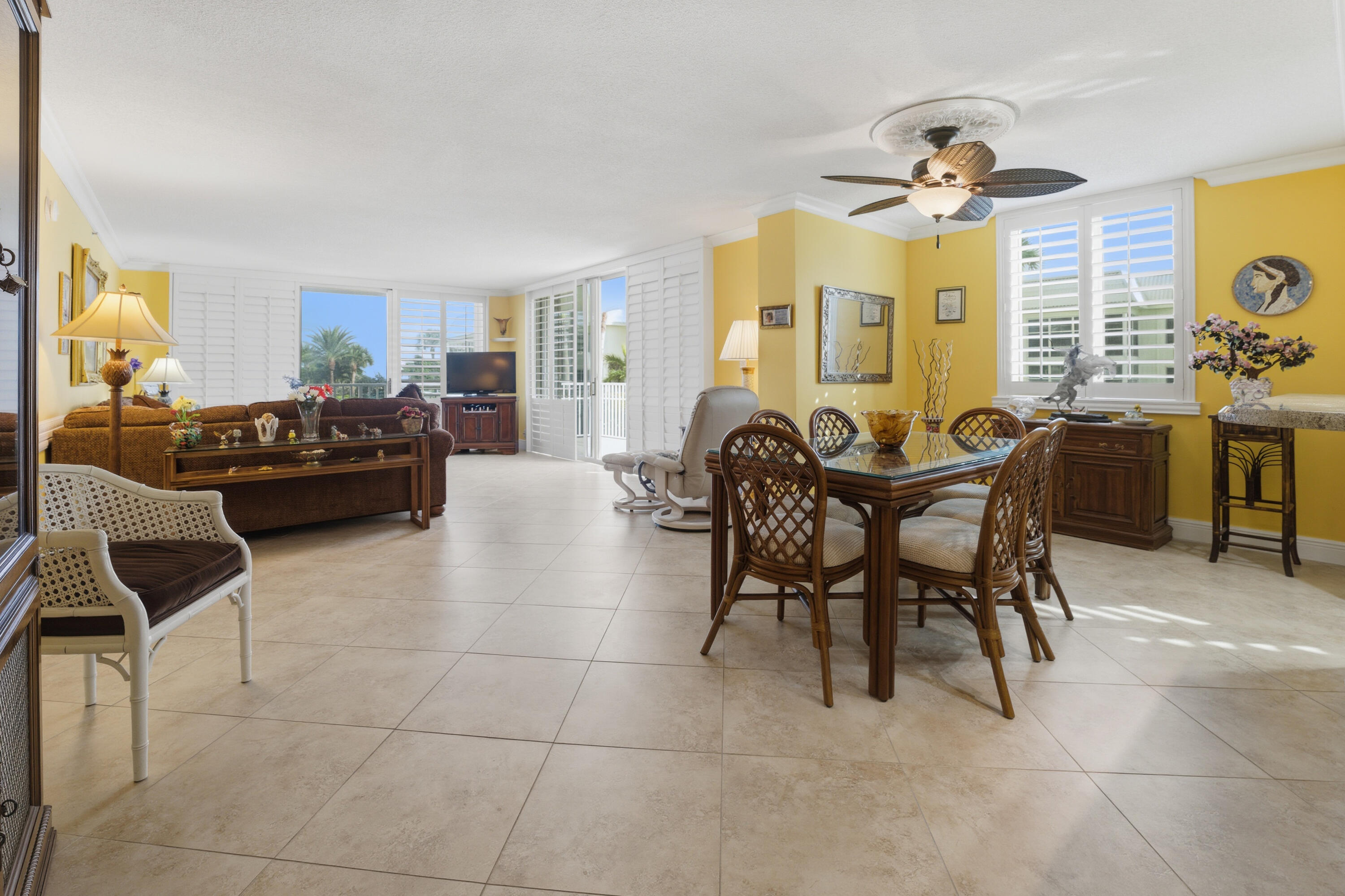 375 South Beach Road, Unit 201 Tequesta, FL 33469 - Photo 4 of 18 IMG_0169