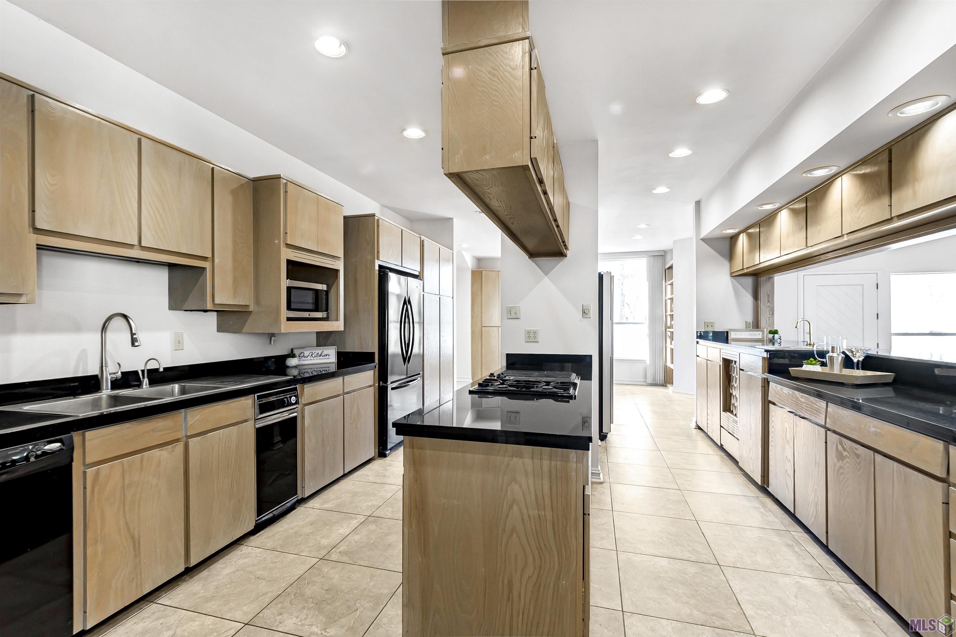 433 Jean Lafitte Avenue Baton Rouge, LA 70810 - Photo 11 of 49