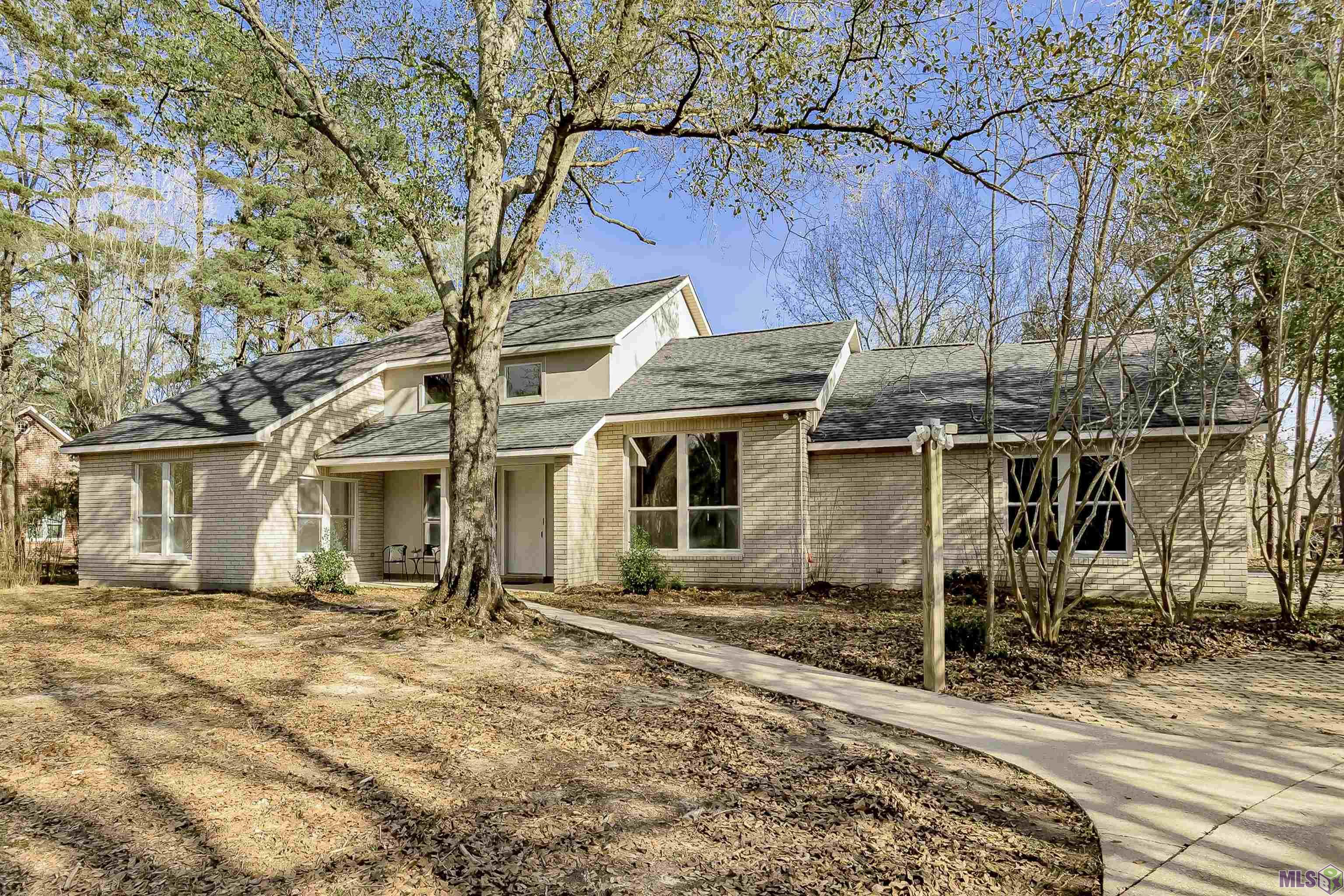 433 Jean Lafitte Avenue Baton Rouge, LA 70810 - Photo 2 of 49