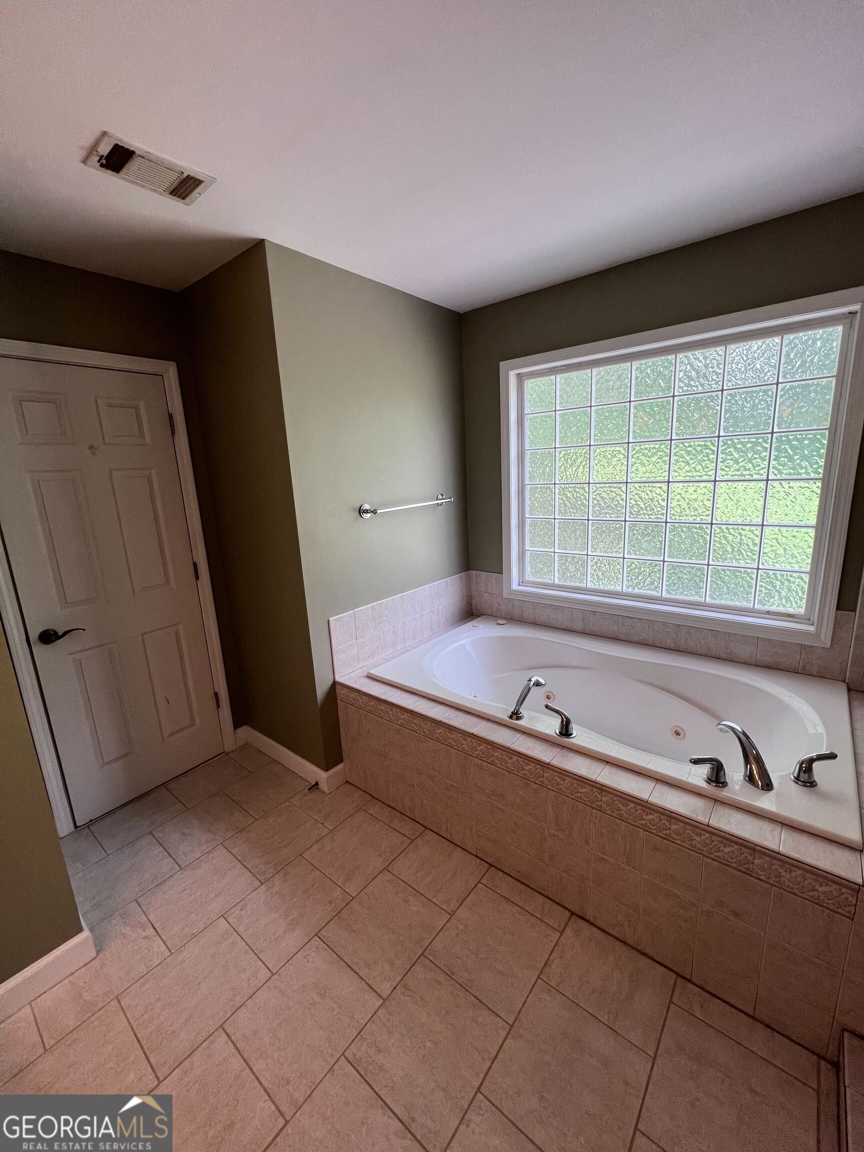 119 Tullamore Trail Tyrone, GA 30290 - Photo 18 of 34