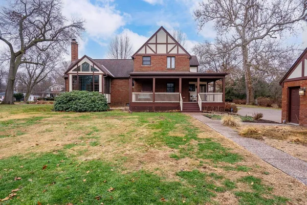 $495,000 | 1421 42nd Avenue, Rock Island, IL 61201