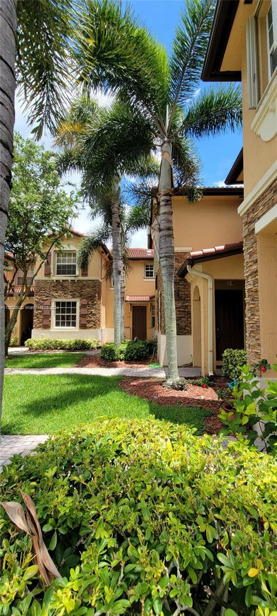 1595 Northeast 33rd Road, Unit 1093 Homestead, FL 33033 - Photo 2 of 77 Gallery Image 2