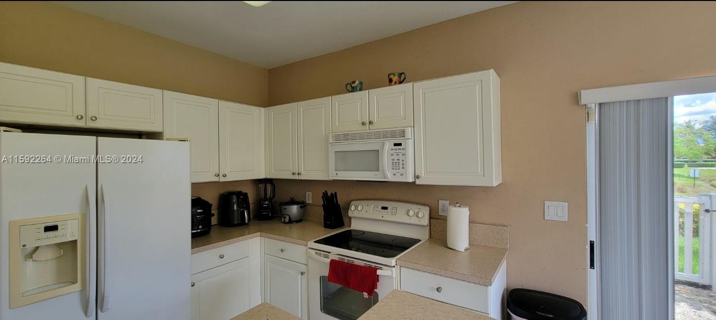 1595 Northeast 33rd Road, Unit 1093 Homestead, FL 33033 - Photo 24 of 77 Gallery Image 24