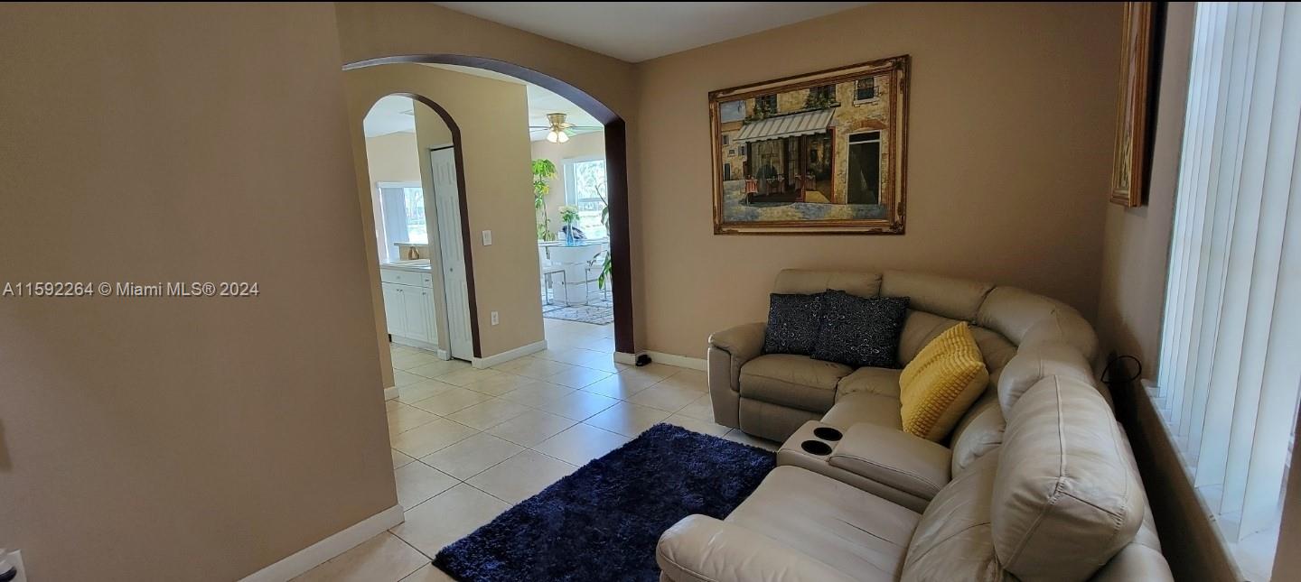 1595 Northeast 33rd Road, Unit 1093 Homestead, FL 33033 - Photo 9 of 77 Gallery Image 9