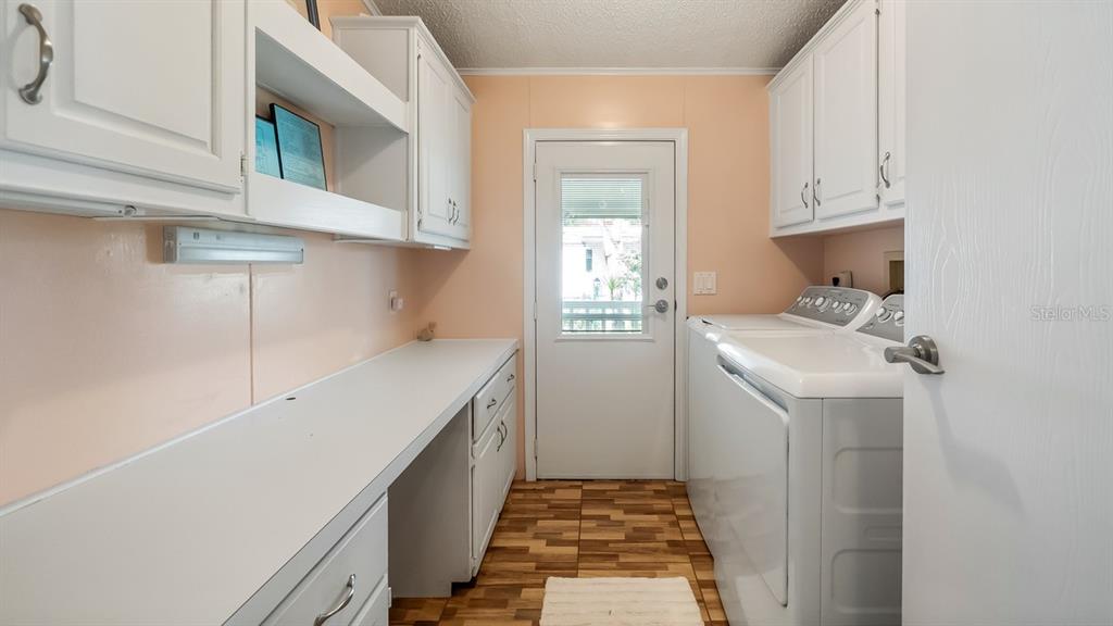 3109 Manatee Road Tavares, FL 32778 - Photo 15 of 40