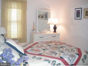 44 Diane Road Manahawkin, NJ 08050 - Photo 5 of 10
