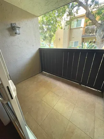$2,075 | 195 Avenida Descanso, Unit 119, Oceanside, CA 92057