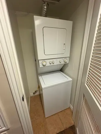 $2,075 | 195 Avenida Descanso, Unit 119, Oceanside, CA 92057