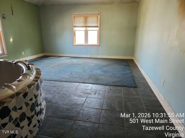 $35,000 | 497 Main Street, Tazewell, VA 24651