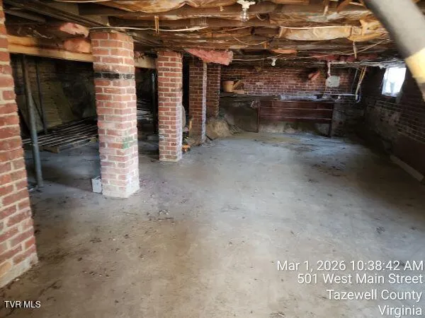 $35,000 | 497 Main Street, Tazewell, VA 24651