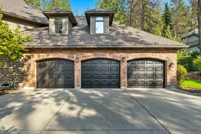 $924,900 | 16822 North Golden Drive, Colbert, WA 99005