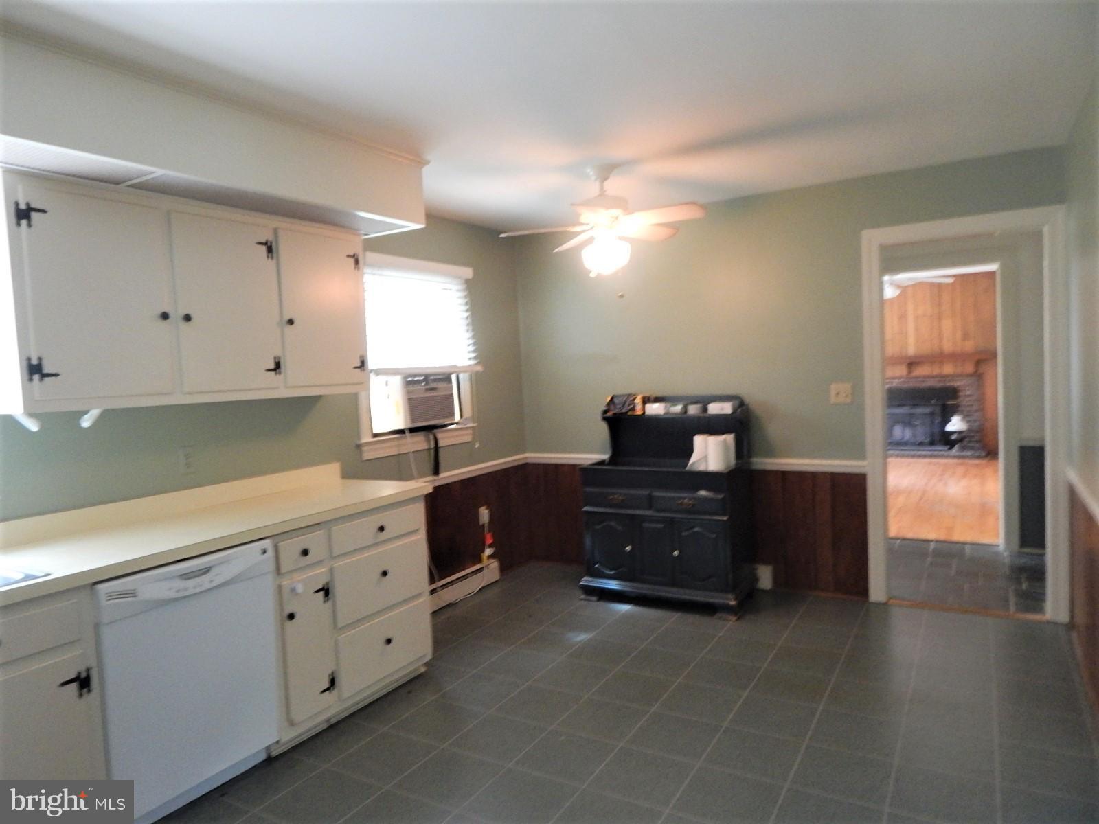 11036 Mountain Run Lake Road Culpeper, VA 22701 - Photo 7 of 30 Kitchen