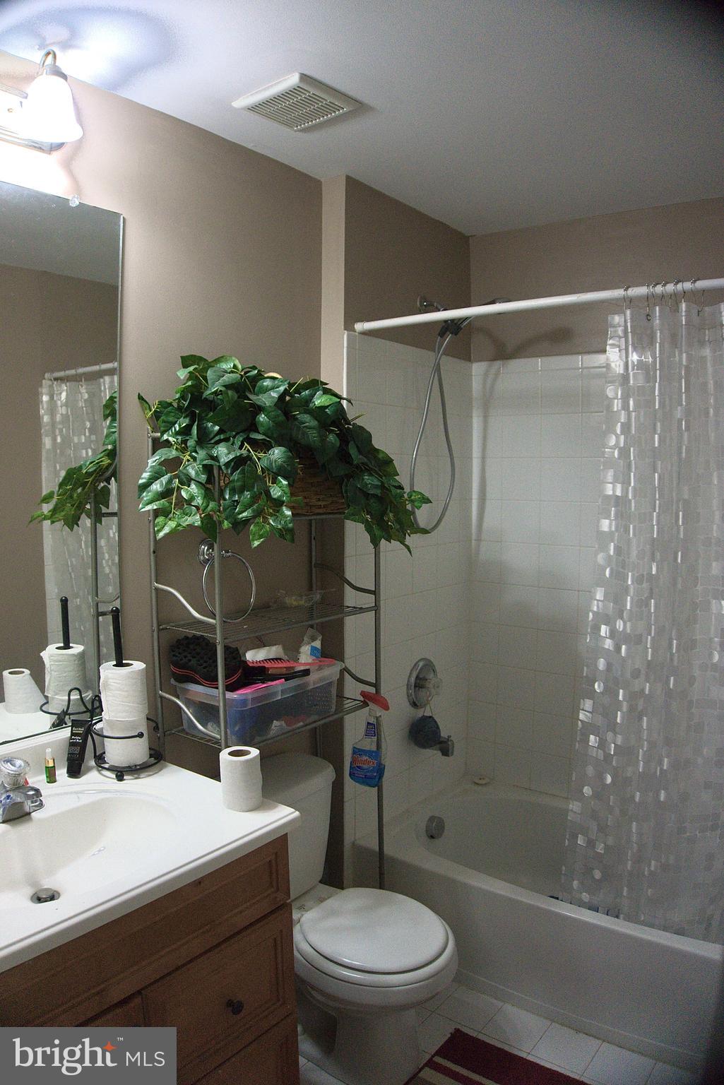 7753 Emerson Road Hyattsville, MD 20784 - Photo 14 of 16 Gallery Image 14