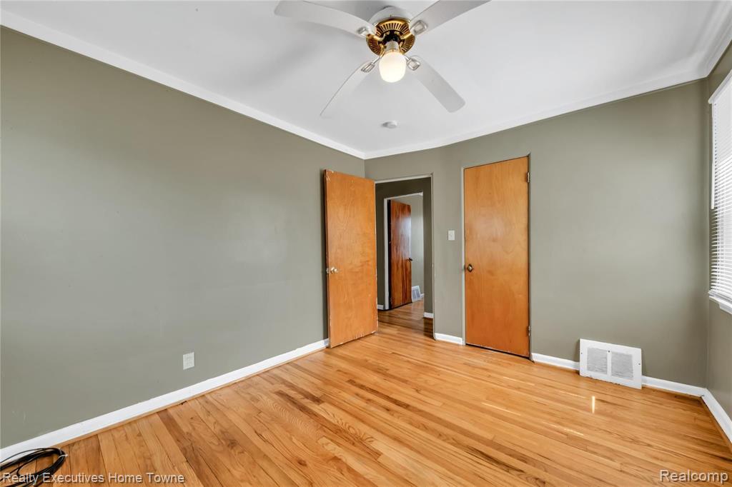 16544 Toepfer Drive Eastpointe, MI 48021 - Photo 22 of 31