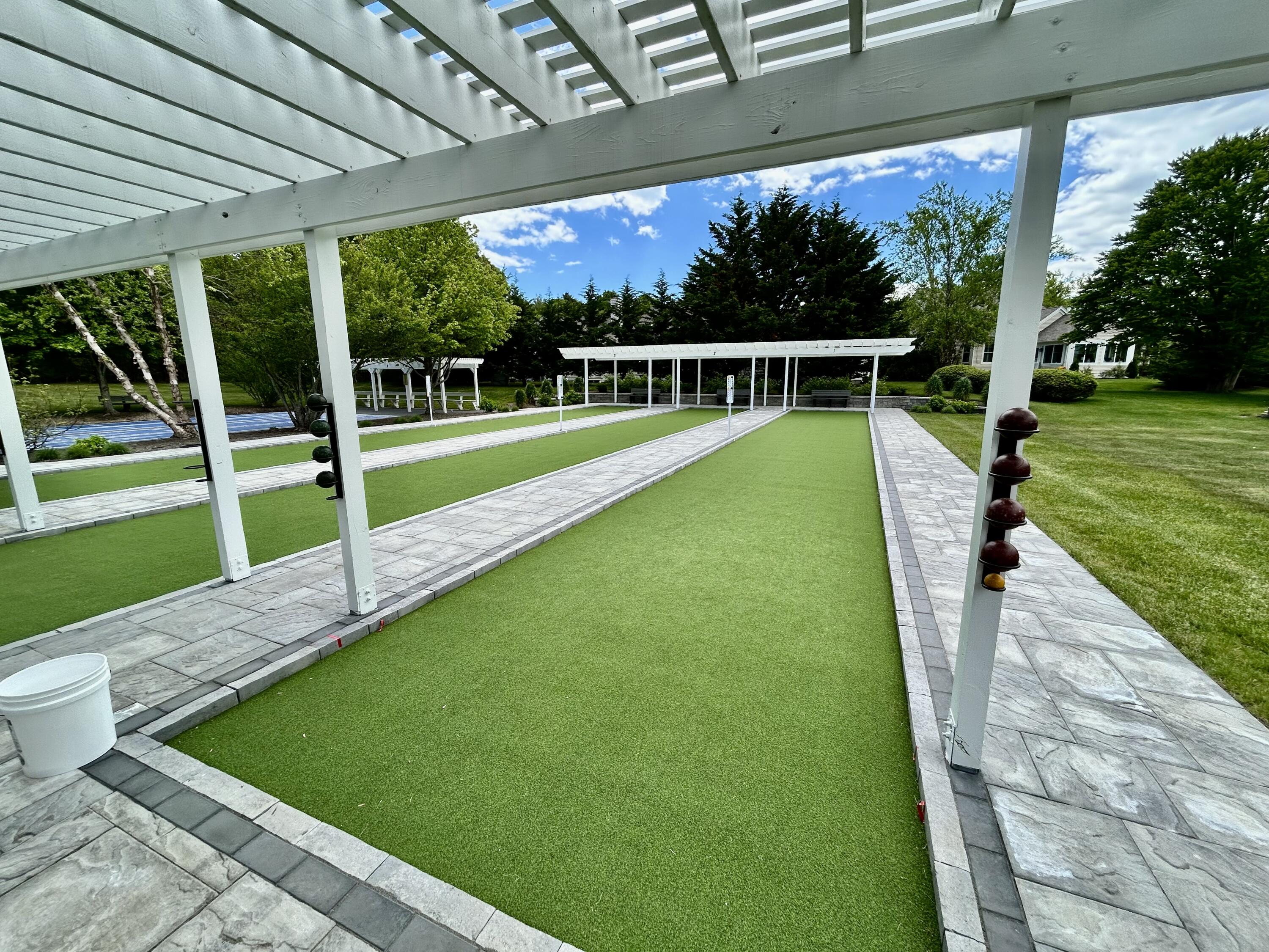 28 Windward Street, Unit 28 Mashpee, MA 02649 - Photo 29 of 37 a view of a backyard with a garden