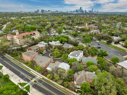 $1,750,000 | 2712 Hillview Green Lane, Austin, TX 78703