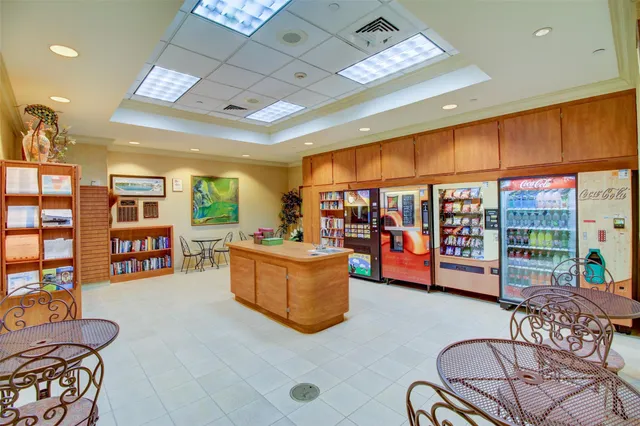 $749,900 | 67 Carriage Lane, Plainview, NY 11803