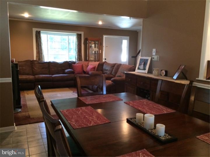 983 North Beecham Road Williamstown, NJ 08094 - Photo 4 of 24