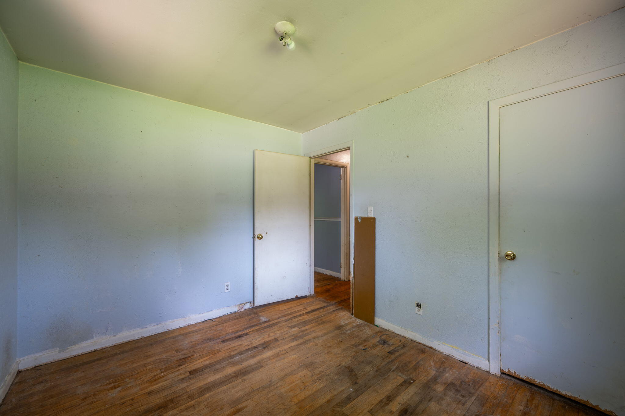 7635 Austin Drive Chattanooga, TN 37416 - Photo 14 of 24 7-web-or-mls-DSC_7566