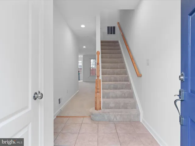 a view of entryway and hall