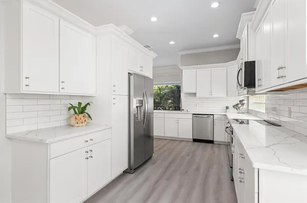 $3,300 | 700 Silk Oak Drive, Venice, FL 34293