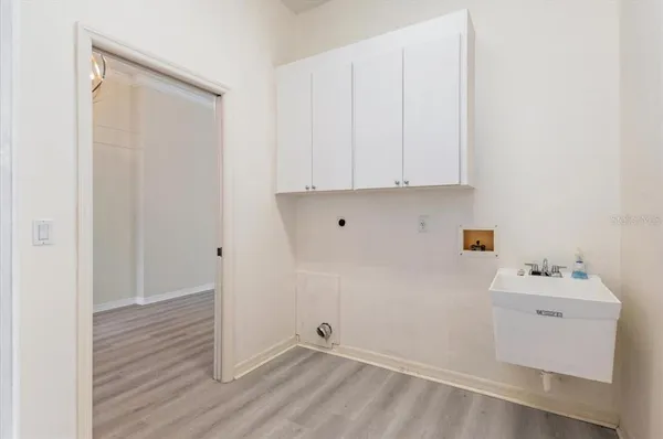 $3,300 | 700 Silk Oak Drive, Venice, FL 34293