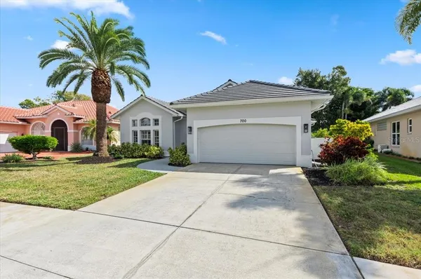 $3,300 | 700 Silk Oak Drive, Venice, FL 34293