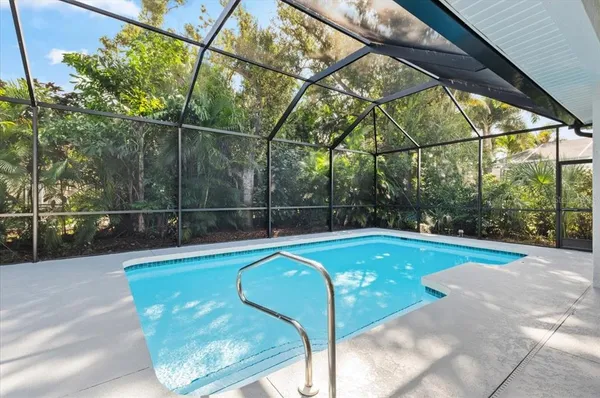 $3,300 | 700 Silk Oak Drive, Venice, FL 34293