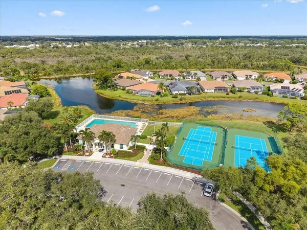 $3,300 | 700 Silk Oak Drive, Venice, FL 34293