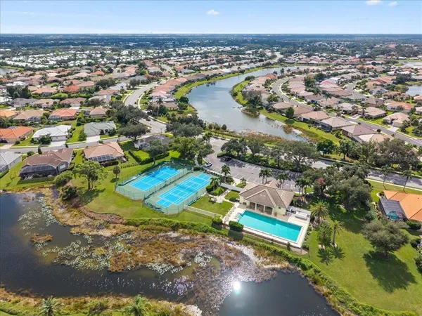 $3,300 | 700 Silk Oak Drive, Venice, FL 34293