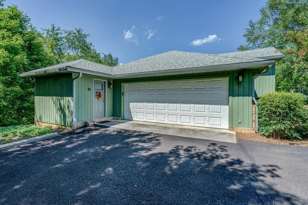 224 Jay Ridge Road Cloverdale, VA 24077 - Photo 35 of 38 035-320260-224 Jay Ridge Road 35_7986149