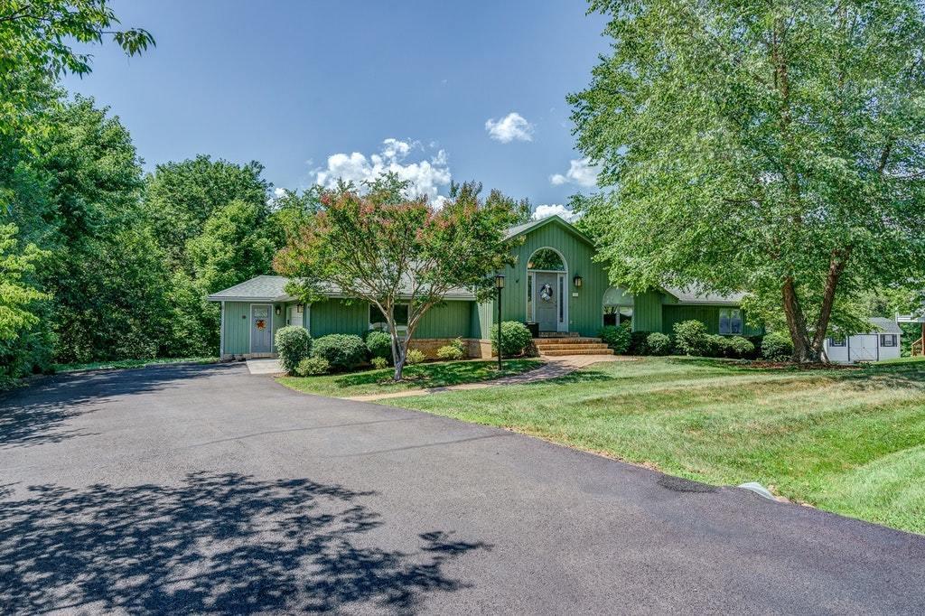 224 Jay Ridge Road Cloverdale, VA 24077 - Photo 36 of 38 036-320260-224 Jay Ridge Road 36_7986150