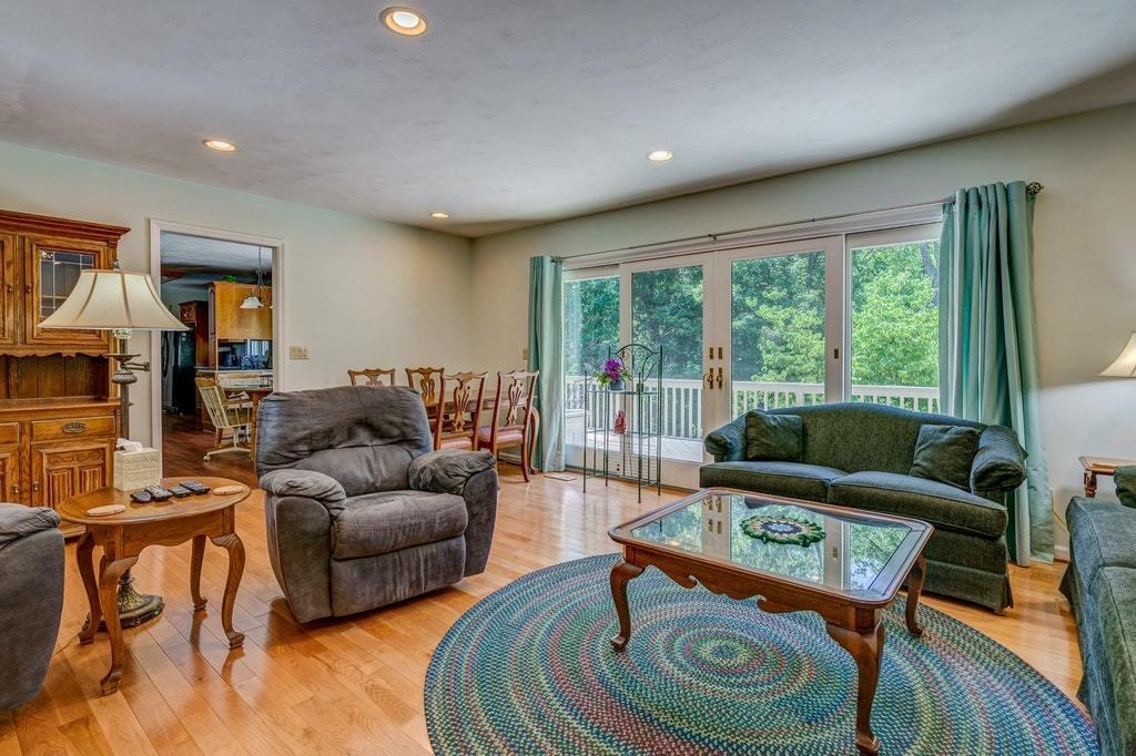 224 Jay Ridge Road Cloverdale, VA 24077 - Photo 7 of 38 007-320260-224 Jay Ridge Road 07_7986120