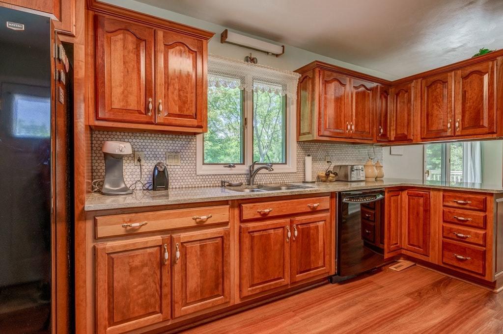 224 Jay Ridge Road Cloverdale, VA 24077 - Photo 9 of 38 009-320260-224 Jay Ridge Road 09_7986122