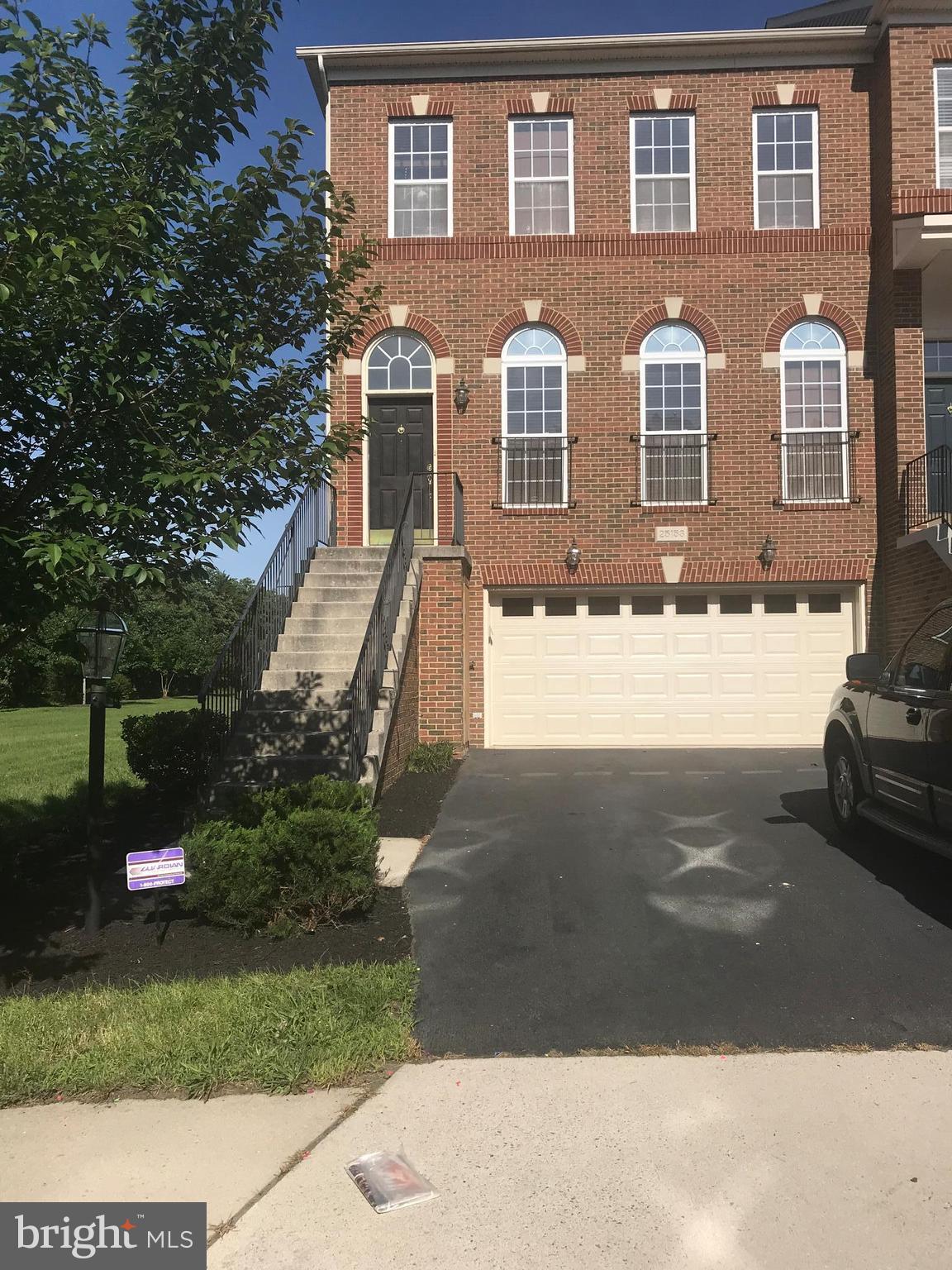 25153 Cutgrass Terrace Stone Ridge, VA 20105 - Photo 1 of 24 Exterior (Front)