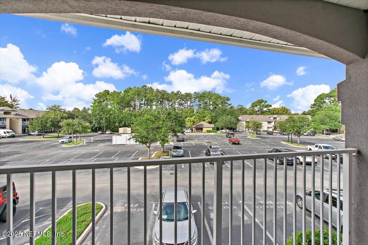 7920 Merrill Road, Unit 915 Jacksonville, FL 32277 - Photo 12 of 13 12-Balcony