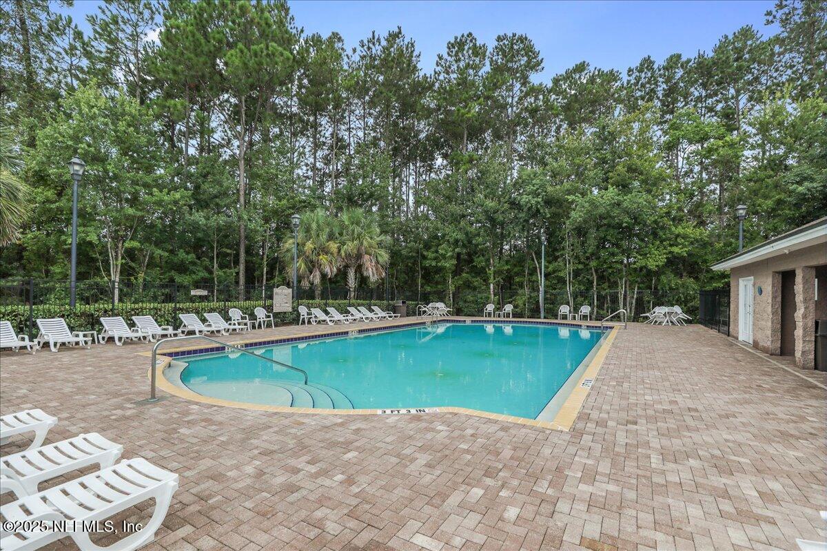 7920 Merrill Road, Unit 915 Jacksonville, FL 32277 - Photo 13 of 13 13-Community Pool